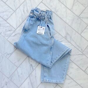 Zara Jeans Baggy Fit Size 4US